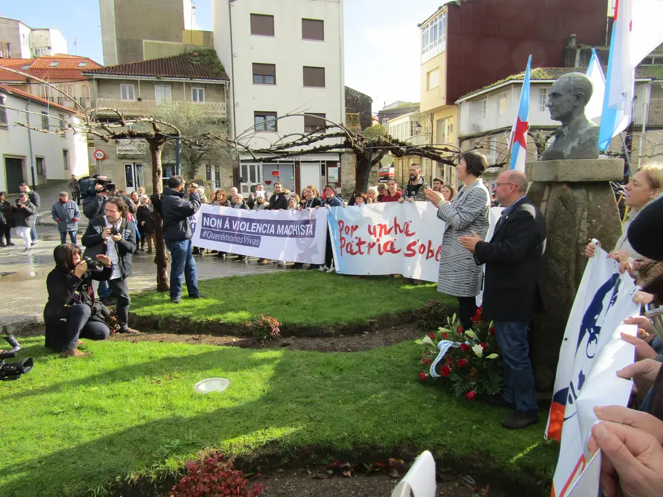 <p>Homenaxe a Castelao</p>
